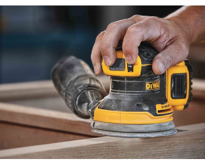 Dewalt DCW210N Cordless Brushless 18v XR Random Orbital Sander 125mm 10 Sheets Buyaparcel